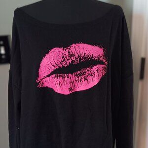 Oversized Lip Sweatshirt